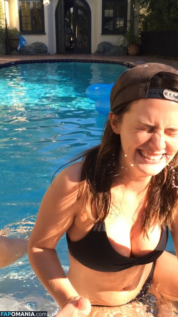 Addison Timlin Meztelen Kikerült fotó #4