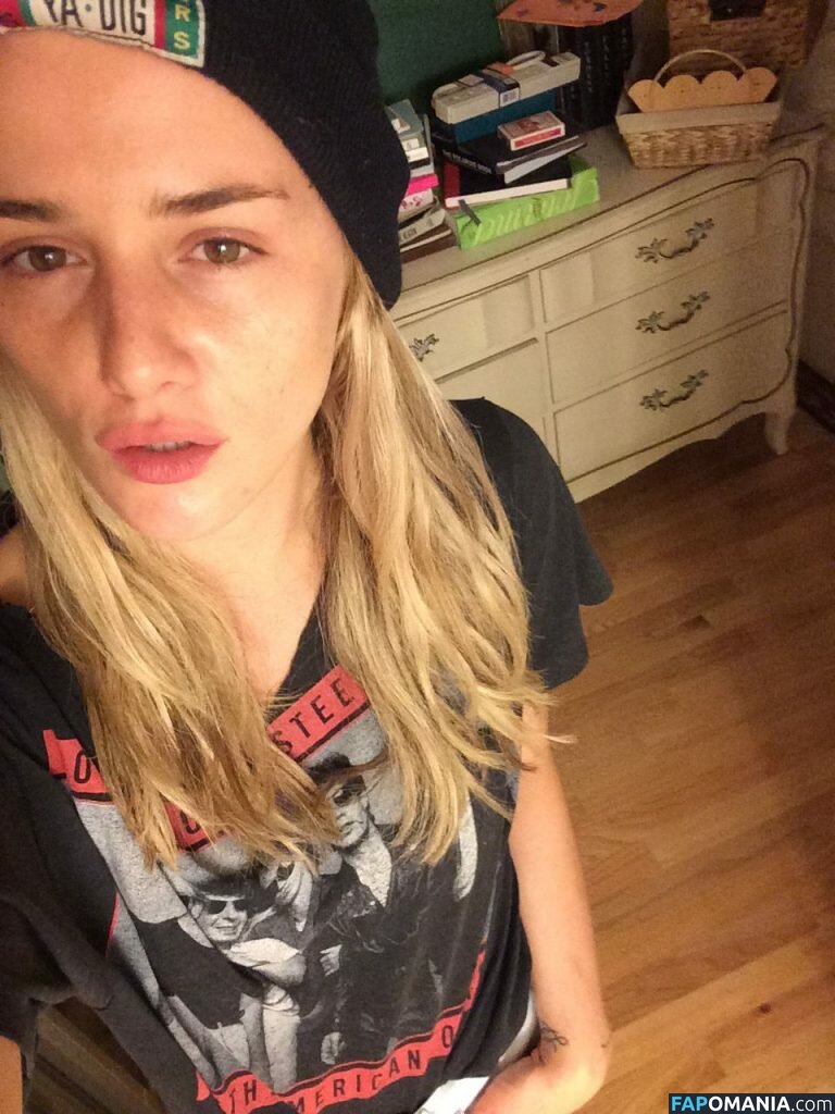 Addison Timlin Meztelen Kikerült fotó #54