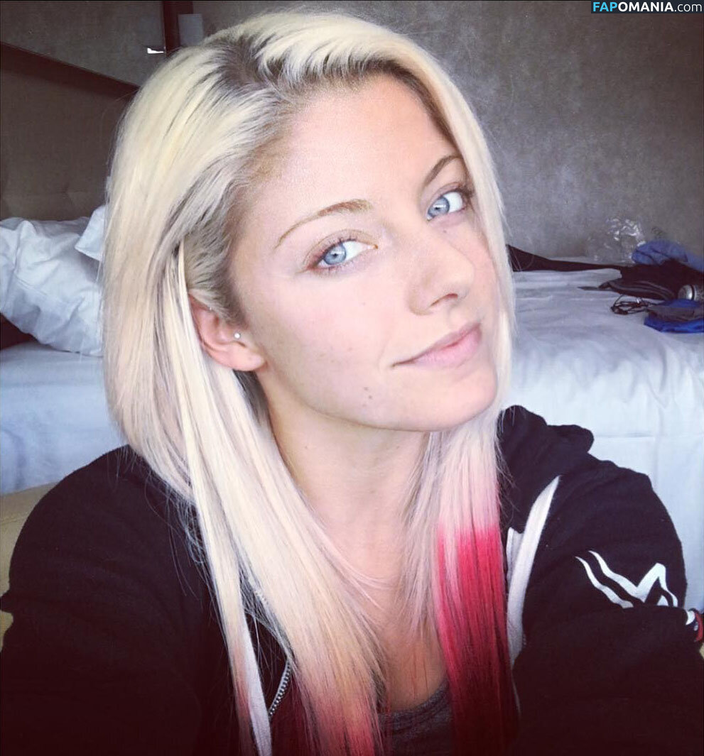 Alexa Bliss Meztelen Kikerült fotó #1