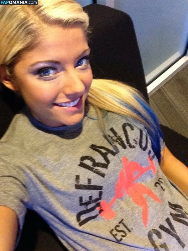 Alexa Bliss Meztelen Kikerült fotó #2