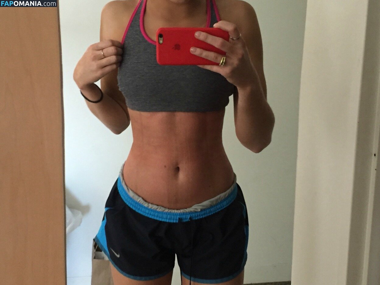 Alexandra Cooper Meztelen Kikerült fotó #6