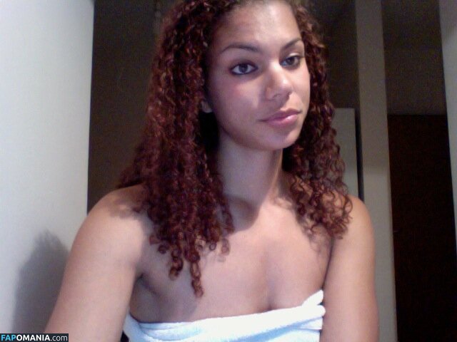 Alysha Clark Meztelen Kikerült fotó #8