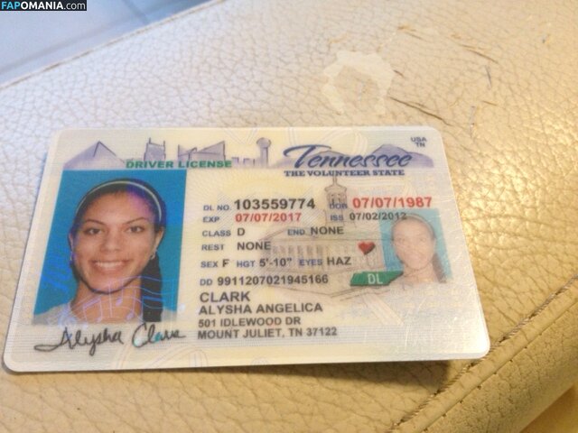 Alysha Clark Meztelen Kikerült fotó #38