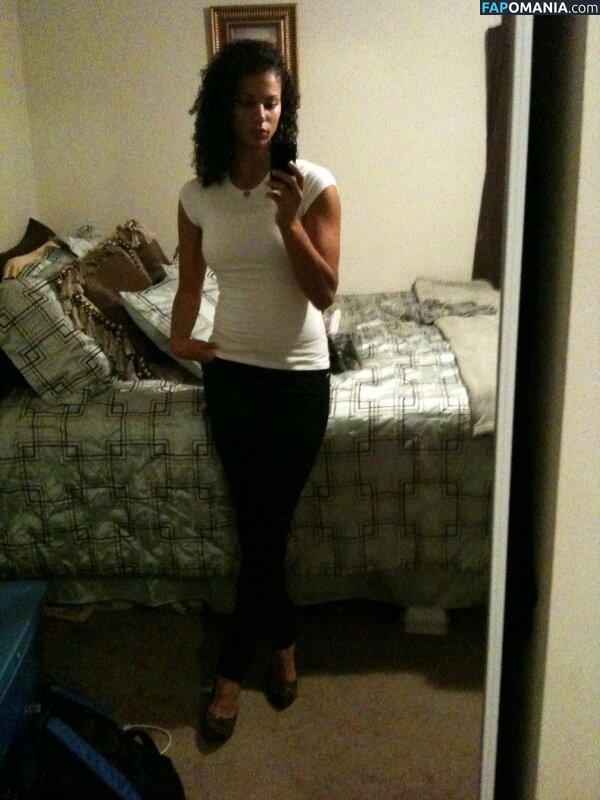 Alysha Clark Meztelen Kikerült fotó #43