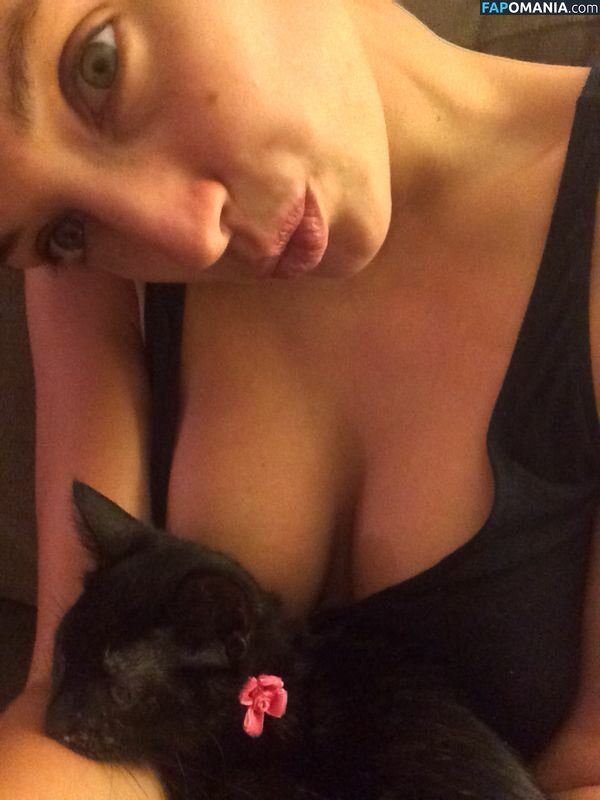 Alyssa Arce Meztelen Kikerült fotó #32