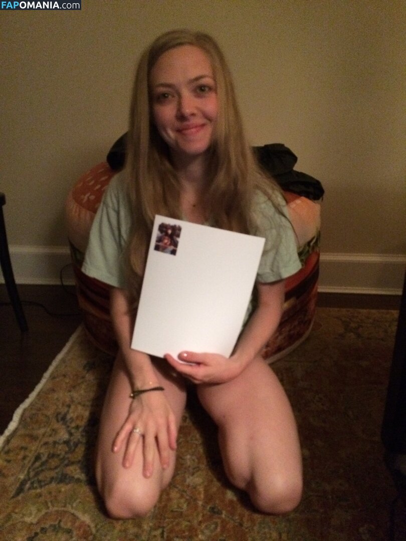 Amanda Seyfried Meztelen Kikerült fotó #18