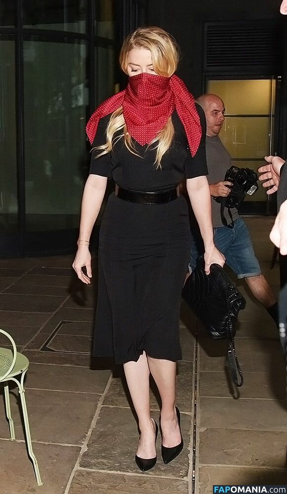 Amber Heard Meztelen Kikerült fotó #59