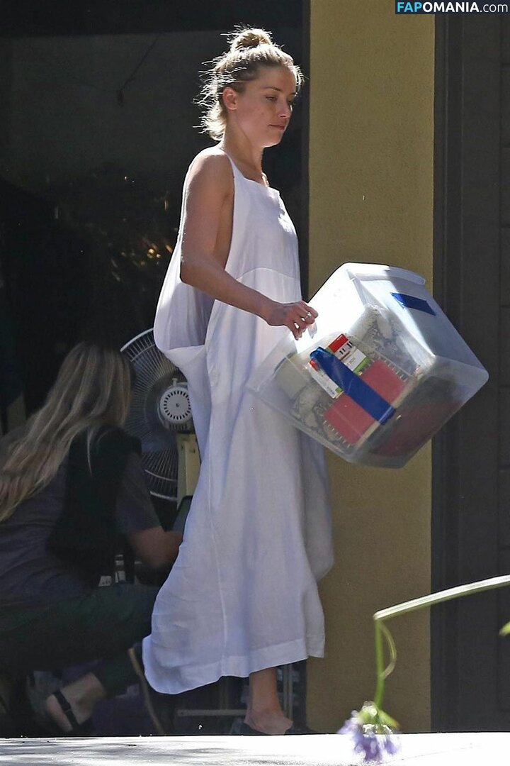 Amber Heard Meztelen Kikerült fotó #91