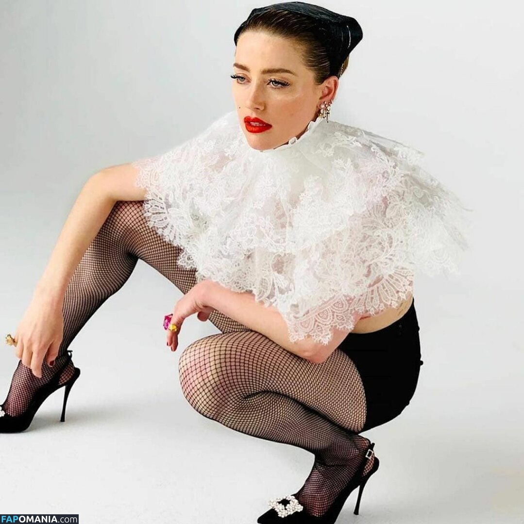 Amber Heard Meztelen Kikerült fotó #133