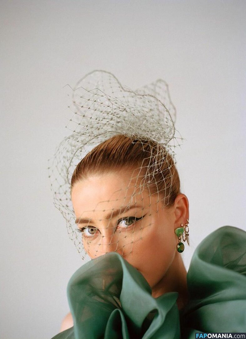 Amber Heard Meztelen Kikerült fotó #140