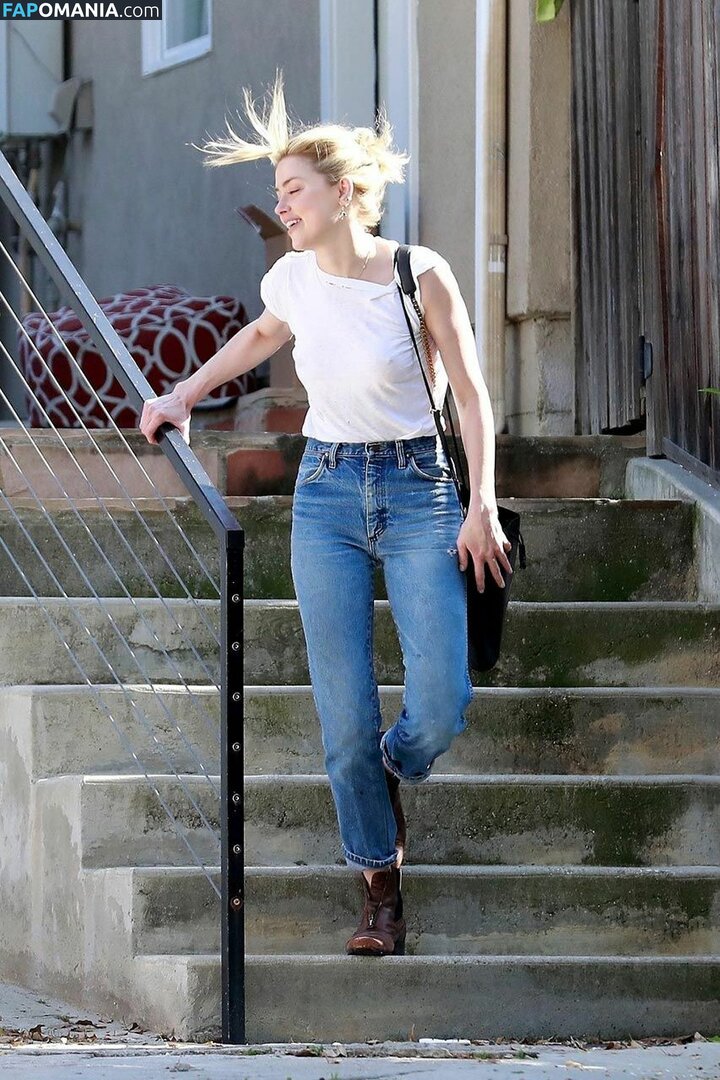 Amber Heard Meztelen Kikerült fotó #185