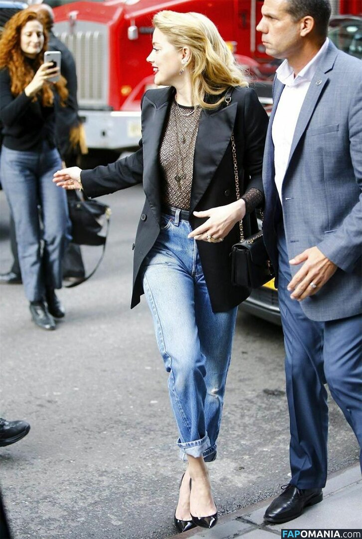 Amber Heard Meztelen Kikerült fotó #192