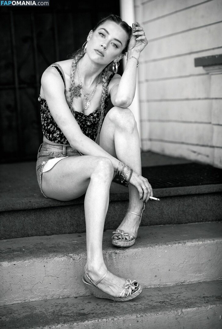 Amber Heard Meztelen Kikerült fotó #235