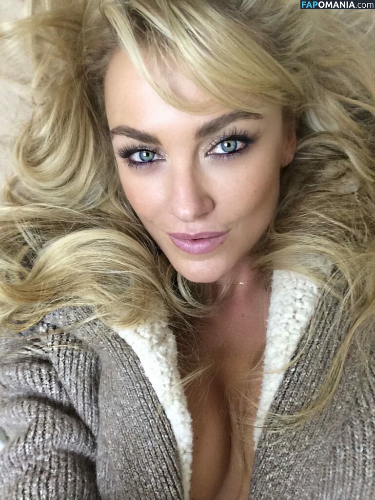 Amber Nichole Miller Meztelen Kikerült fotó #57
