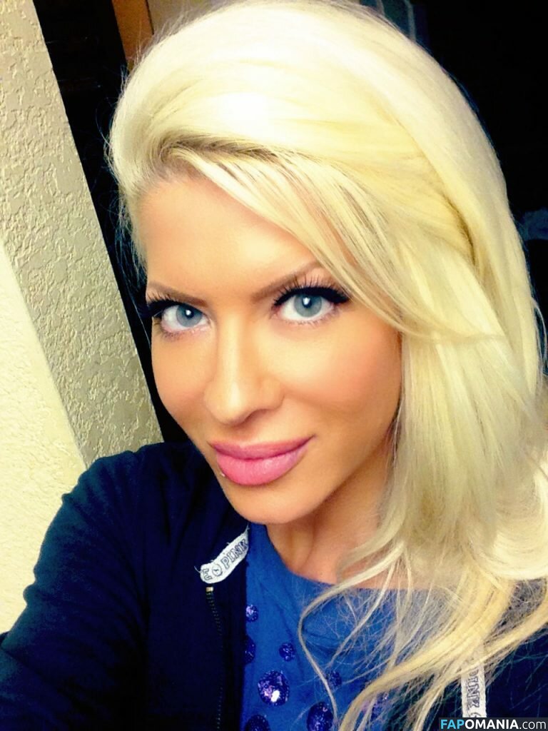Angelina Love Meztelen Kikerült fotó #23