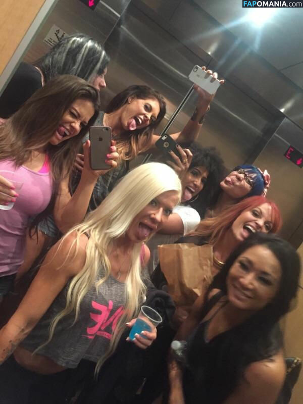 Angelina Love Meztelen Kikerült fotó #24