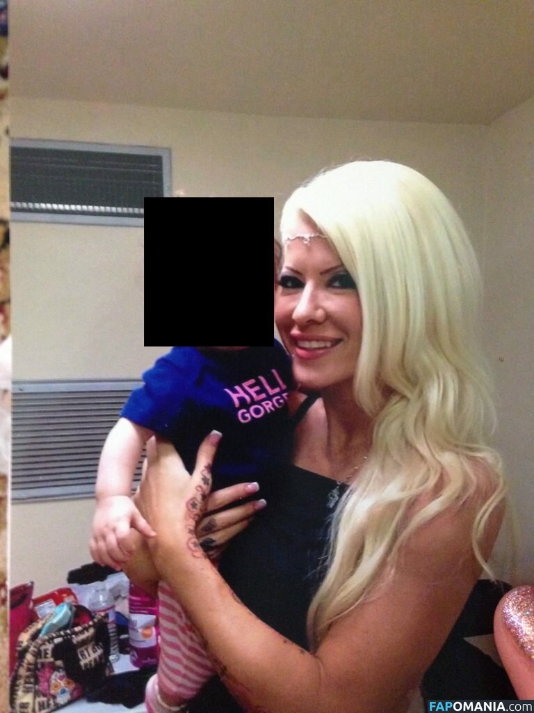 Angelina Love Meztelen Kikerült fotó #33