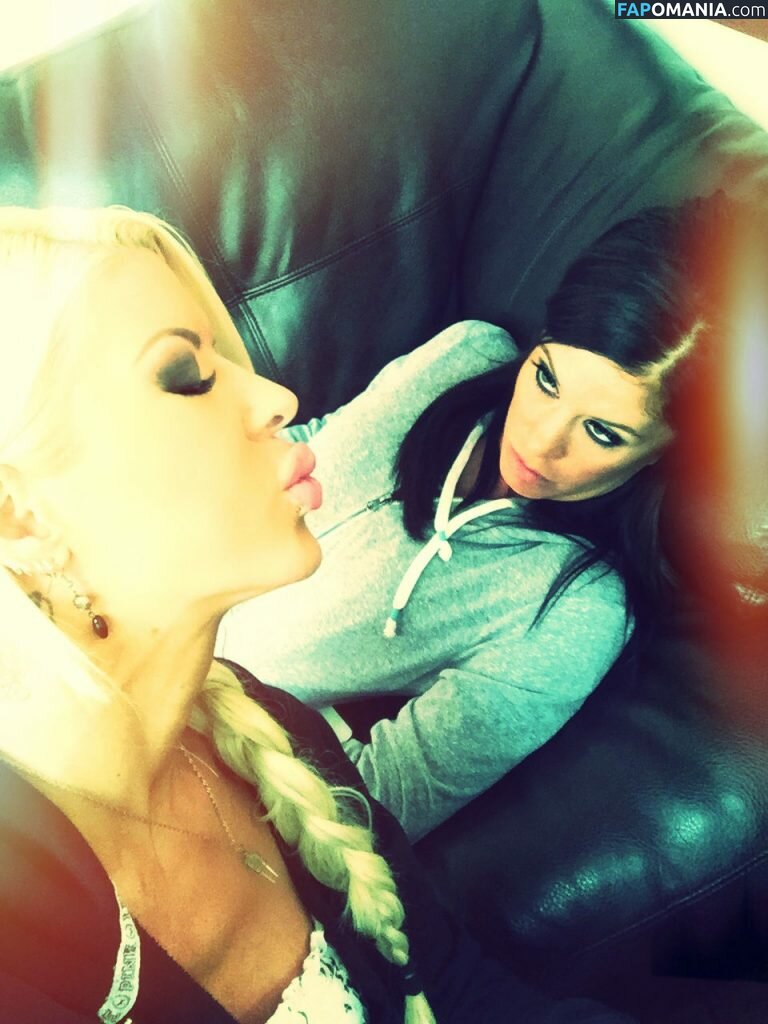 Angelina Love Meztelen Kikerült fotó #48