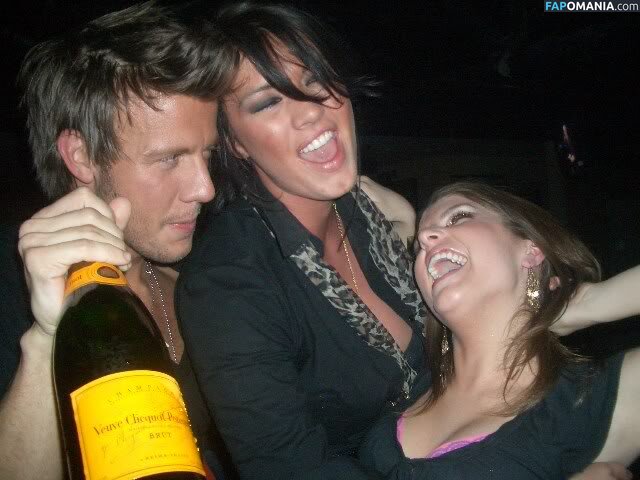 Anna Kendrick Meztelen Kikerült fotó #24