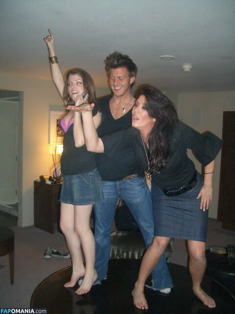 Anna Kendrick Meztelen Kikerült fotó #25