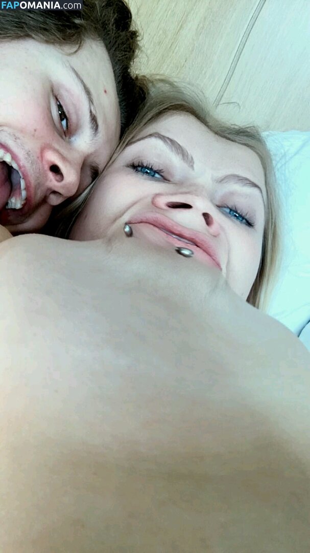 Annika Boron Meztelen Kikerült fotó #24