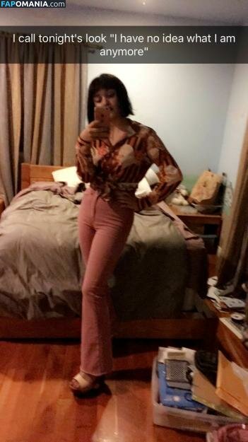 Ariela Barer Meztelen Kikerült fotó #16
