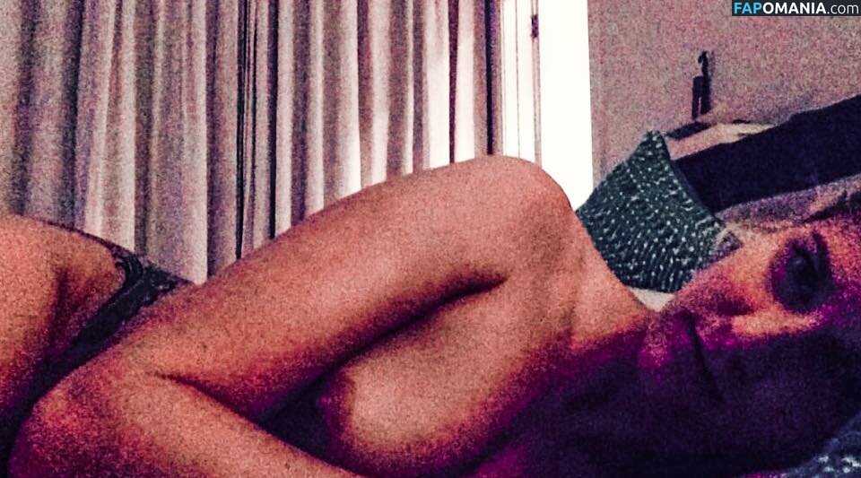 Ashley Bradley Meztelen Kikerült fotó #21