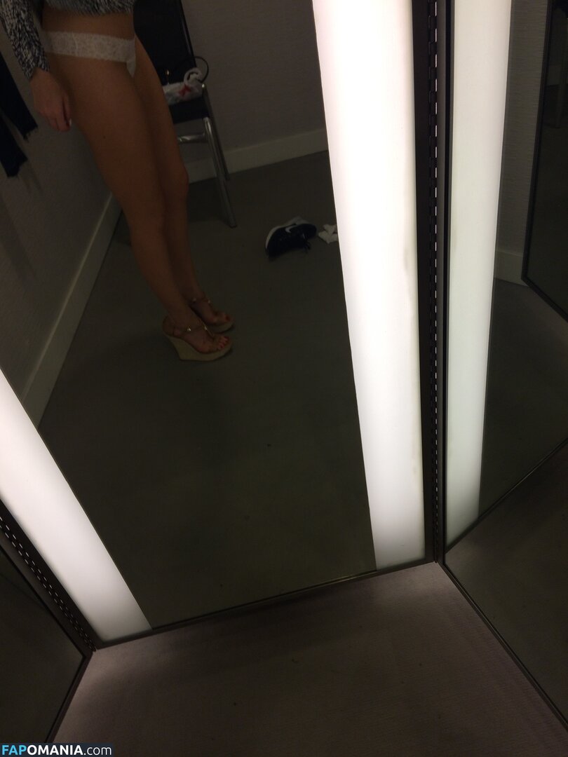 Ashley Mulheron Meztelen Kikerült fotó #128