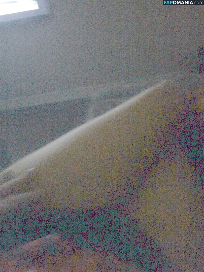 Ashley Mulheron Meztelen Kikerült fotó #170