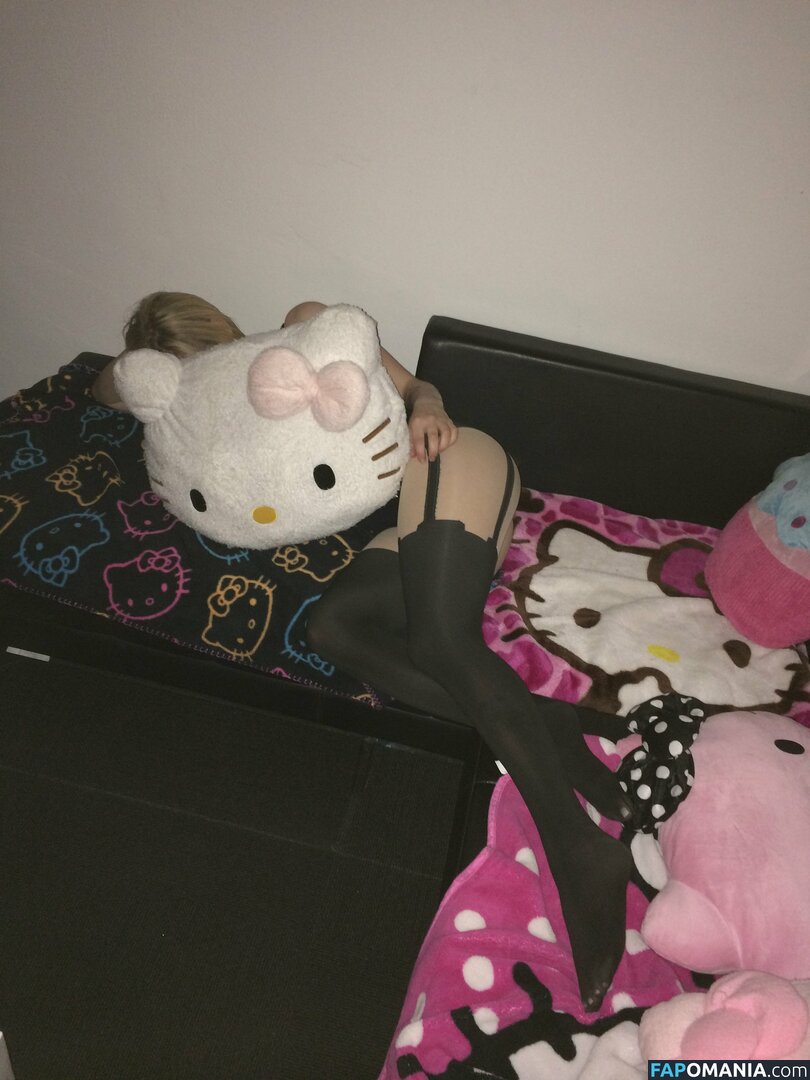 Avril Lavigne Meztelen Kikerült fotó #13