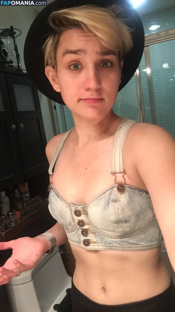 Bex Taylor Klaus Meztelen Kikerült fotó #35
