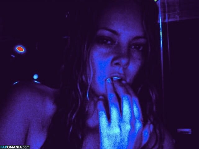 Bijou Phillips Meztelen Kikerült fotó #16