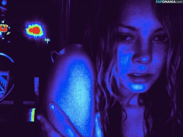 Bijou Phillips Meztelen Kikerült fotó #17