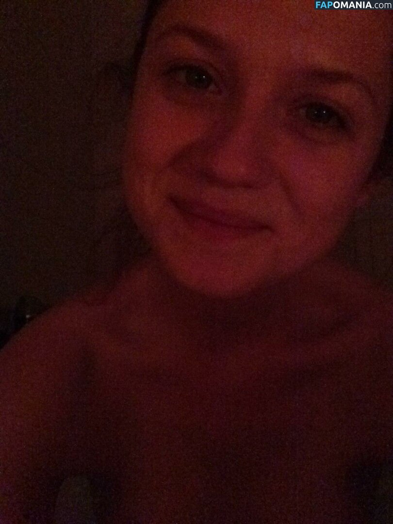 Bonnie Wright Meztelen Kikerült fotó #32