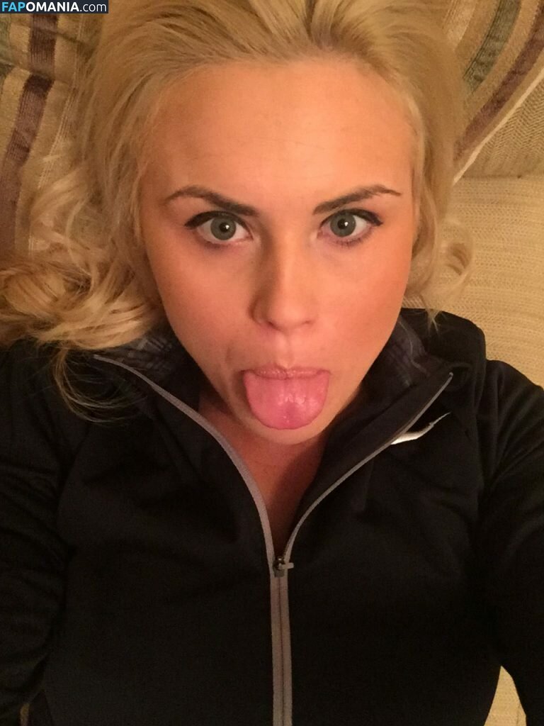 Carly Booth Meztelen Kikerült fotó #100