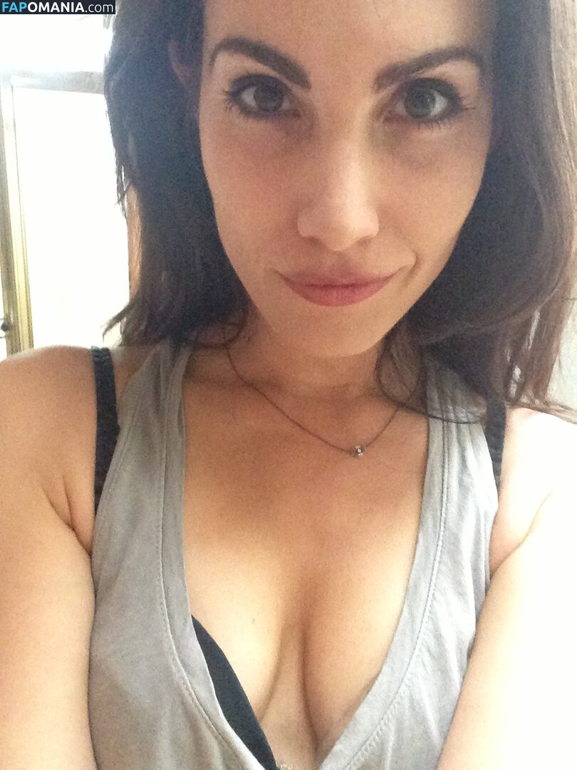 Carly Pope Meztelen Kikerült fotó #22