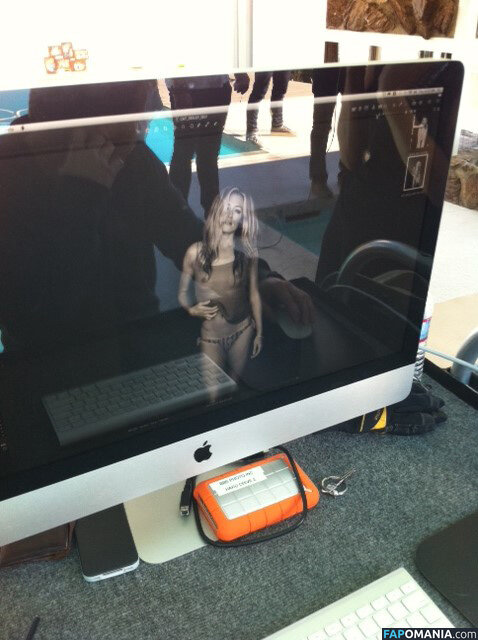 Cat Deeley Meztelen Kikerült fotó #7