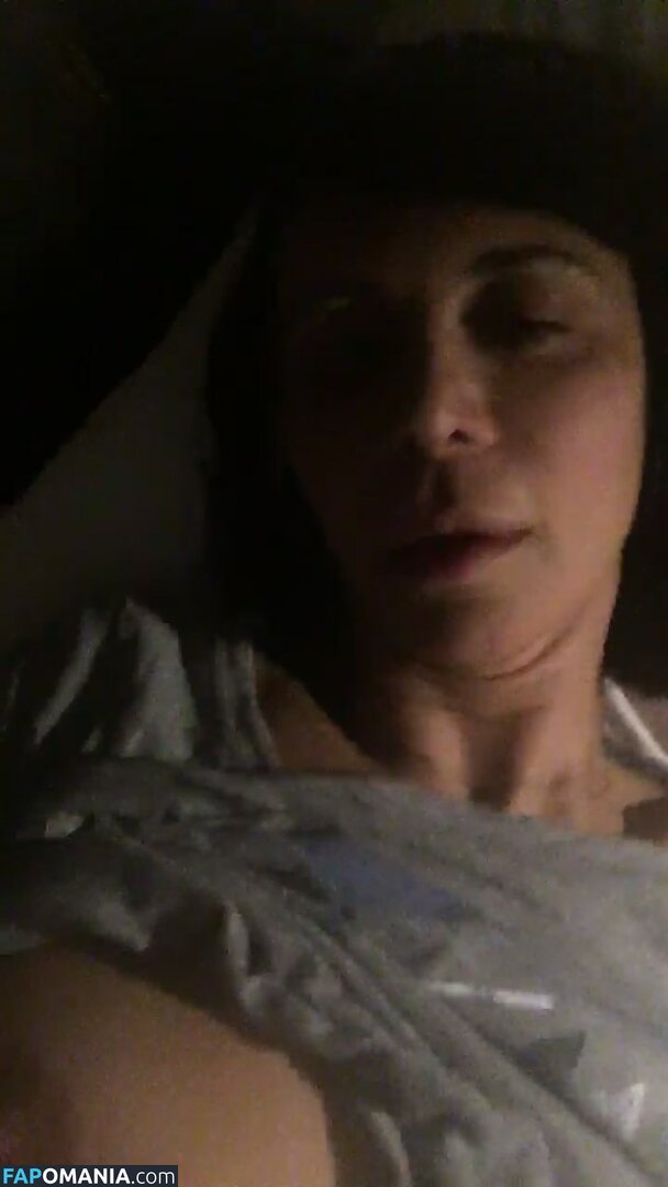 Catherine Bell Meztelen Kikerült fotó #24