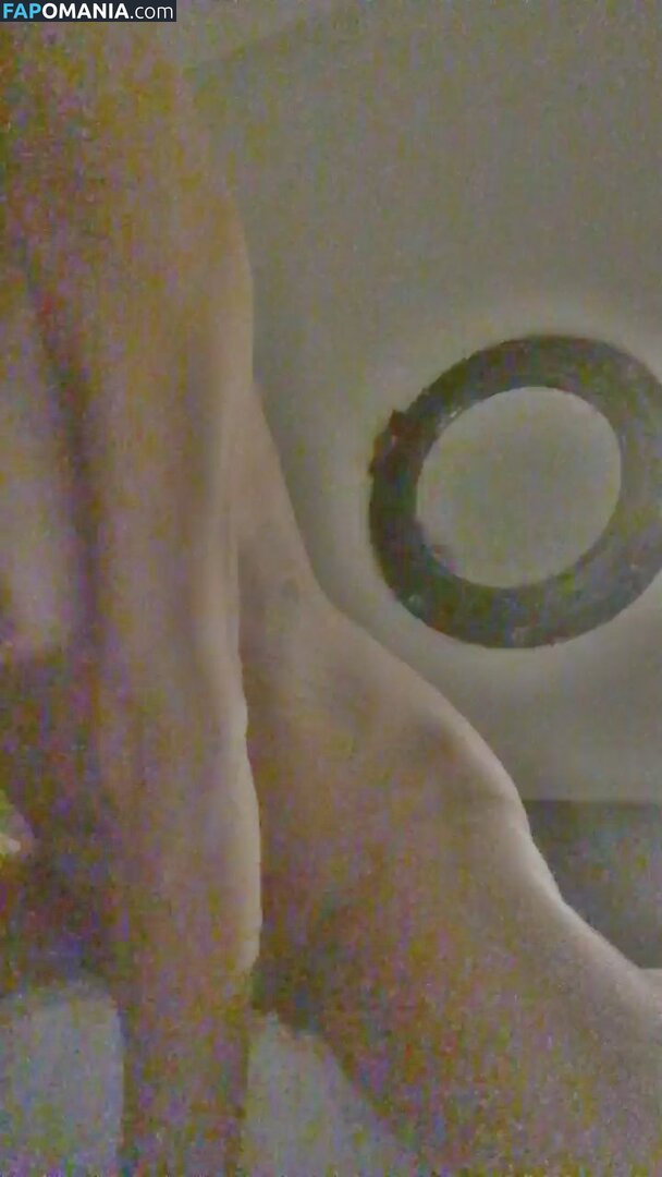 Catherine Bell Meztelen Kikerült fotó #38