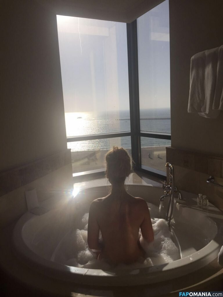 Catherine Tyldesley Meztelen Kikerült fotó #55
