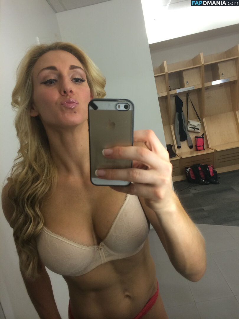 Charlotte Flair Meztelen Kikerült fotó #13