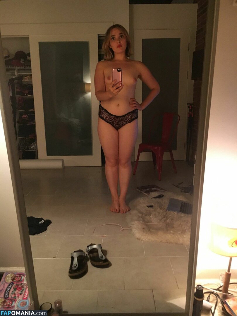 Chloe Fineman Meztelen Kikerült fotó #18