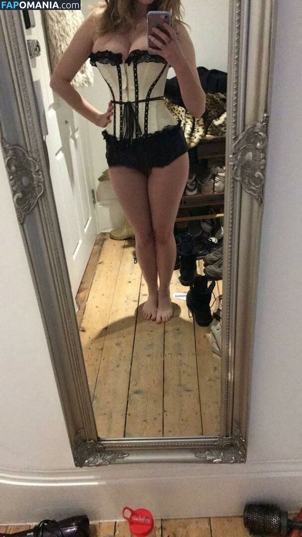 Dakota Blue Richards Meztelen Kikerült fotó #19