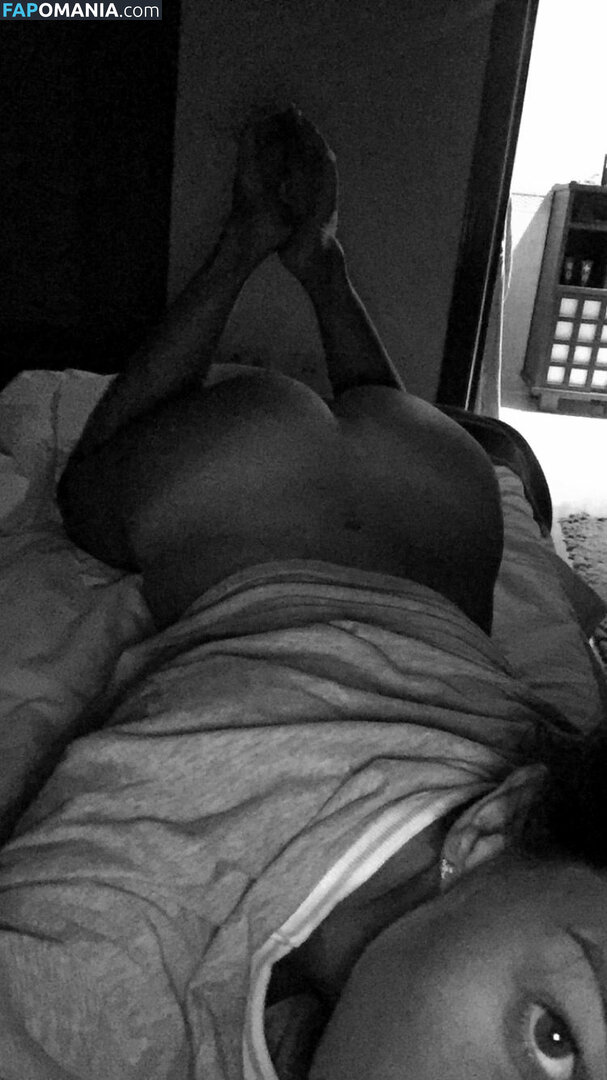 Danielle Lloyd Meztelen Kikerült fotó #124