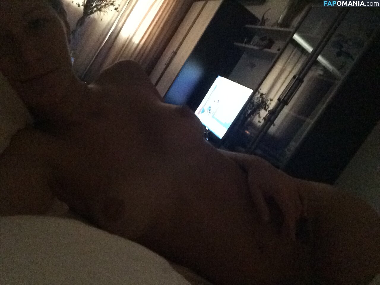 Darya Kustova Meztelen Kikerült fotó #9