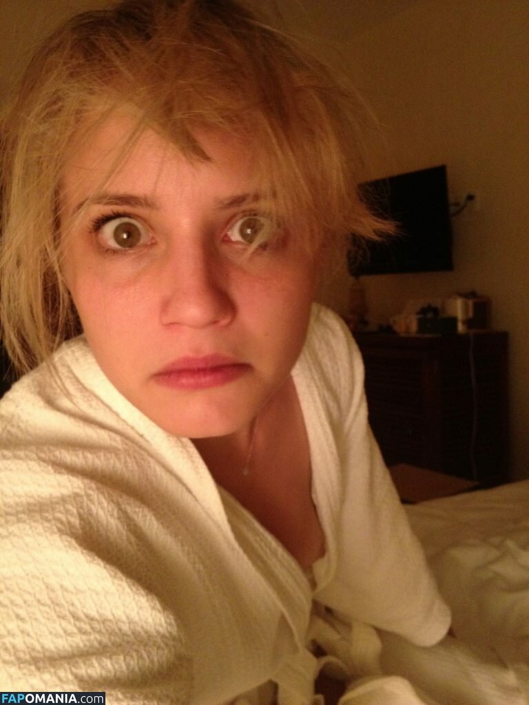 Dianna Agron Meztelen Kikerült fotó #5