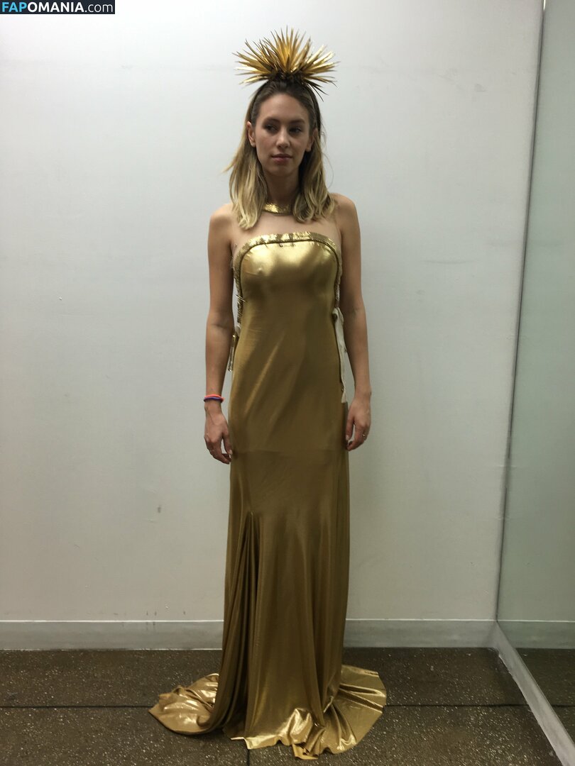 Dylan Penn Meztelen Kikerült fotó #3