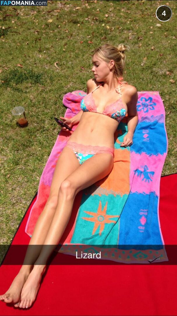 Elizabeth Turner Meztelen Kikerült fotó #47