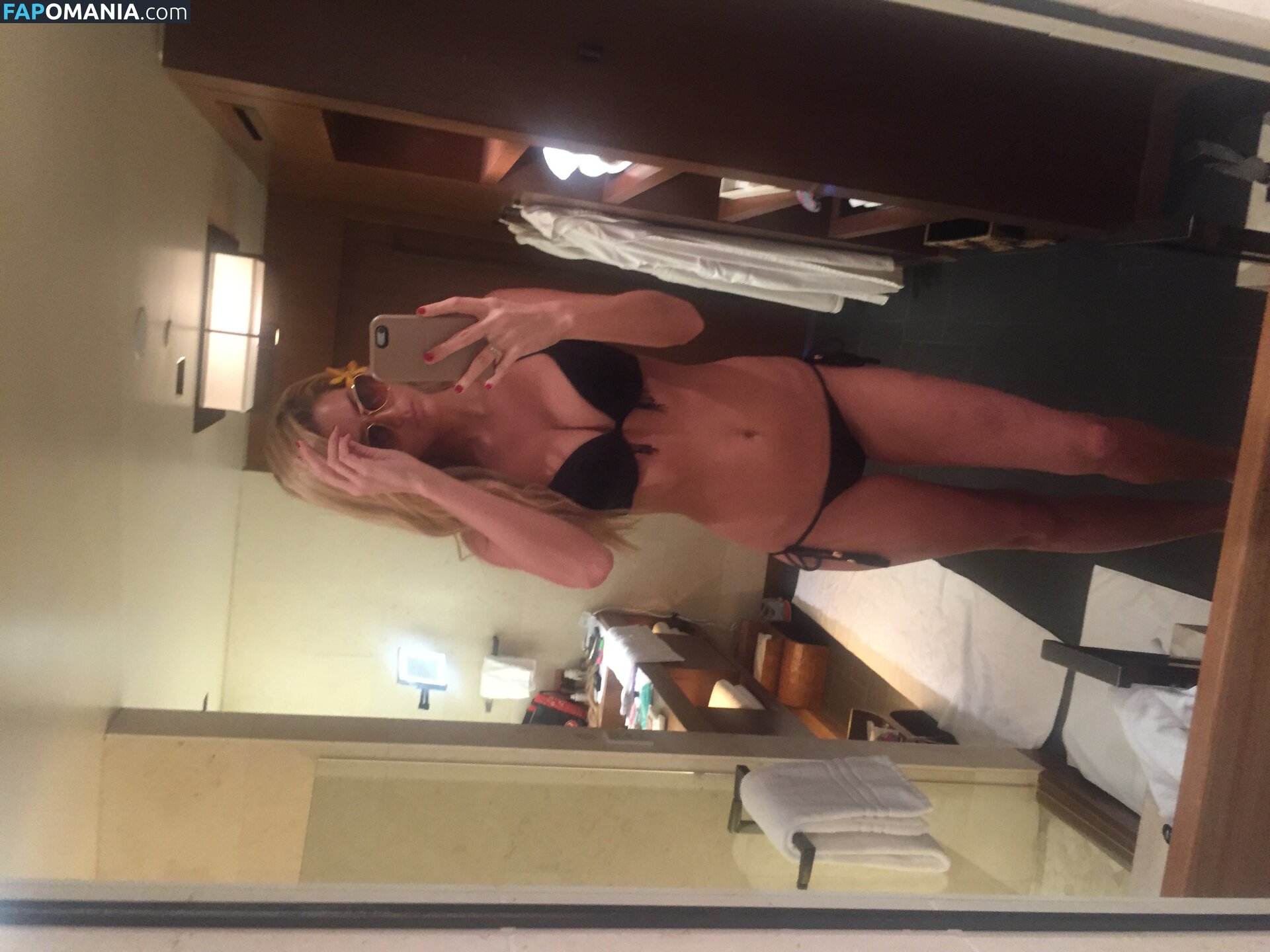 Emma Hernan Meztelen Kikerült fotó #606