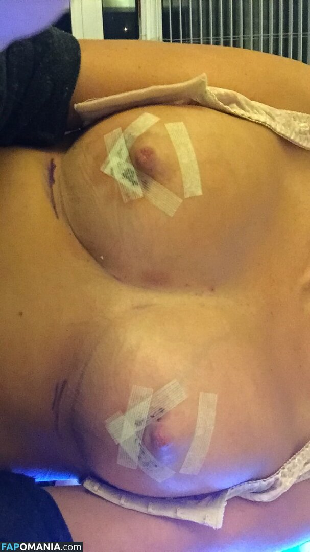 Emma Hernan Meztelen Kikerült fotó #614